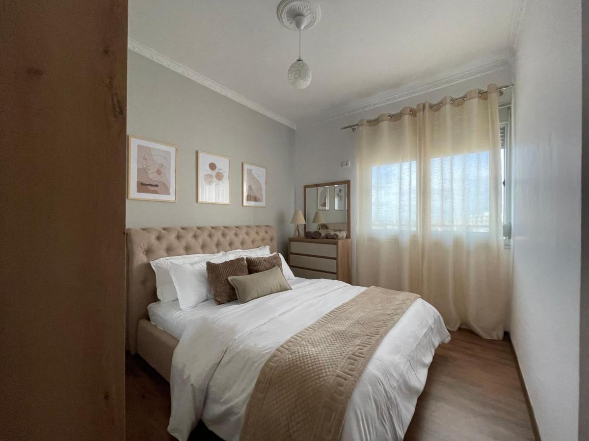 The Sunset Apartment فلورا المظهر الخارجي الصورة