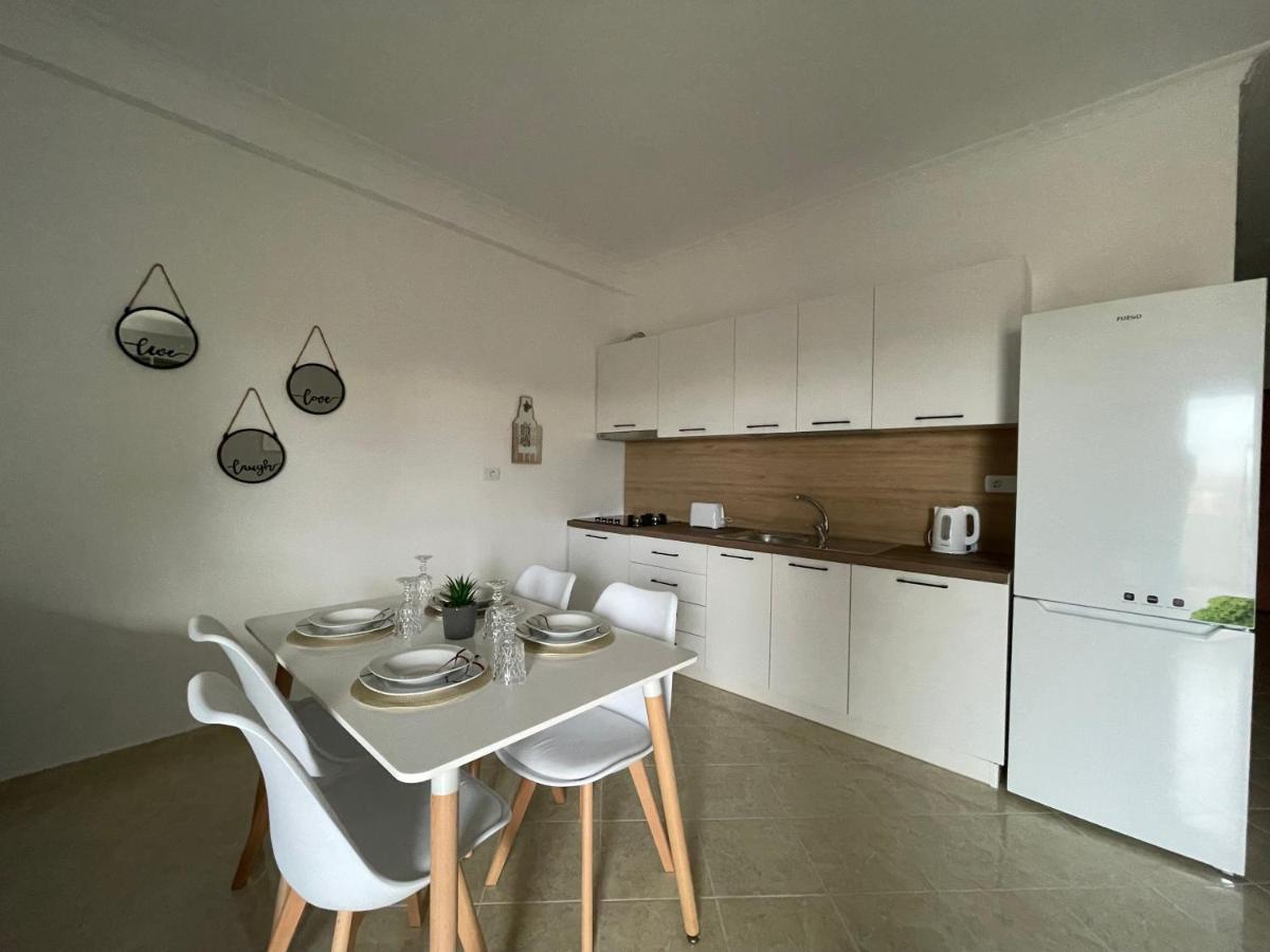 The Sunset Apartment فلورا المظهر الخارجي الصورة